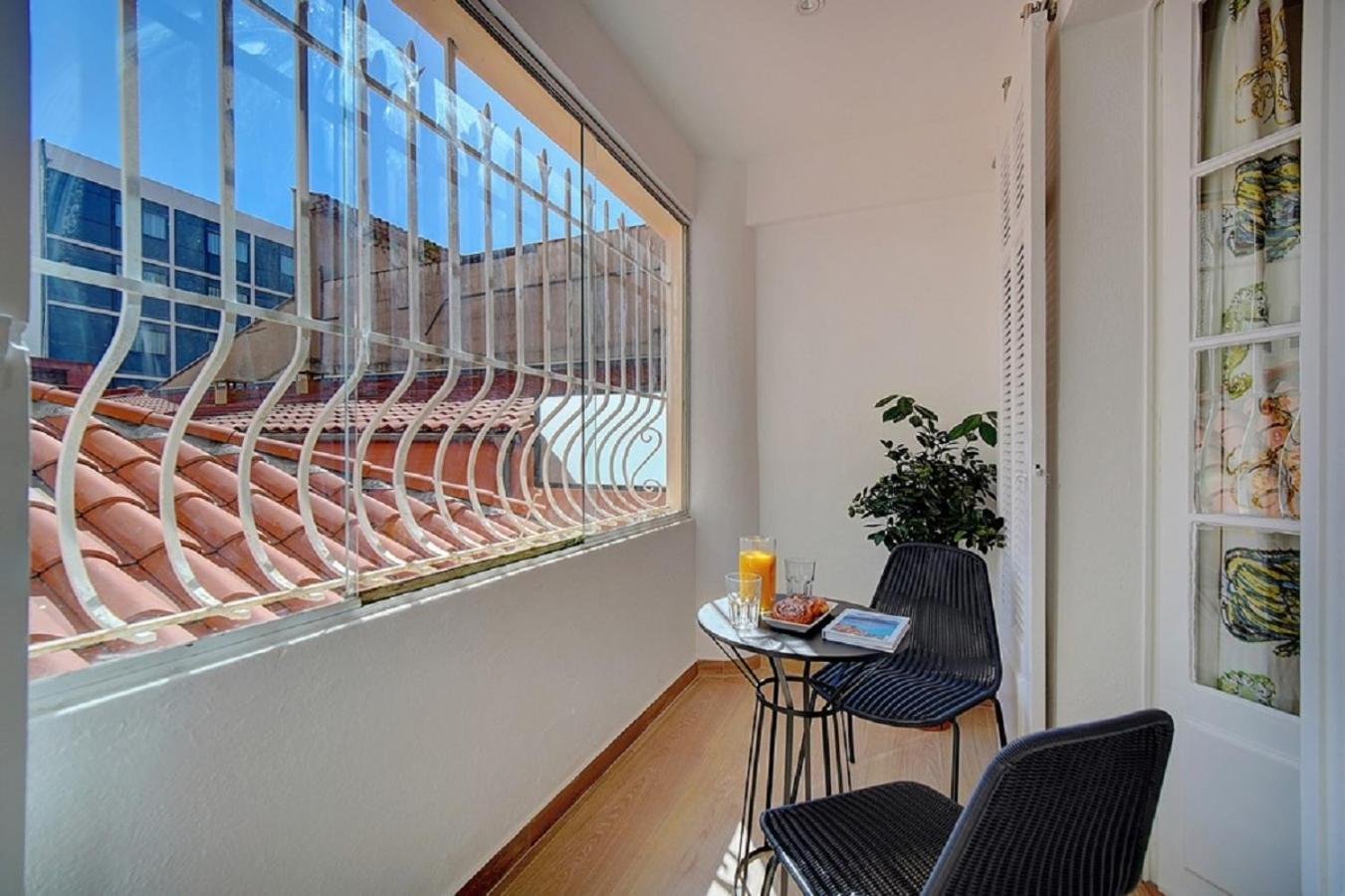 Magnifique 3 Pieces Renove Cannes Centre 'Banane' Avec Veranda ! A2B88 Exterior foto