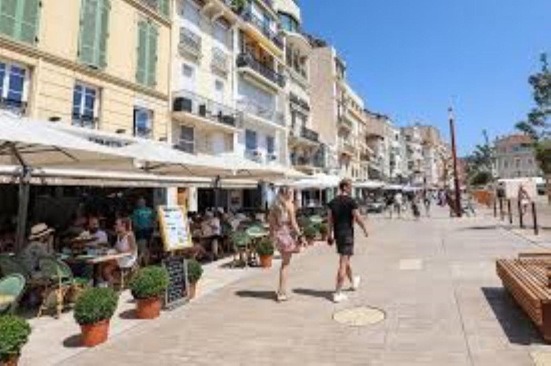 Magnifique 3 Pieces Renove Cannes Centre 'Banane' Avec Veranda ! A2B88 Exterior foto